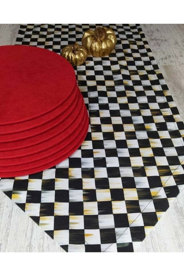 Dama Desenli Duck Keten Runner ve 6 Adet Kırmızı Keten Supla Seti