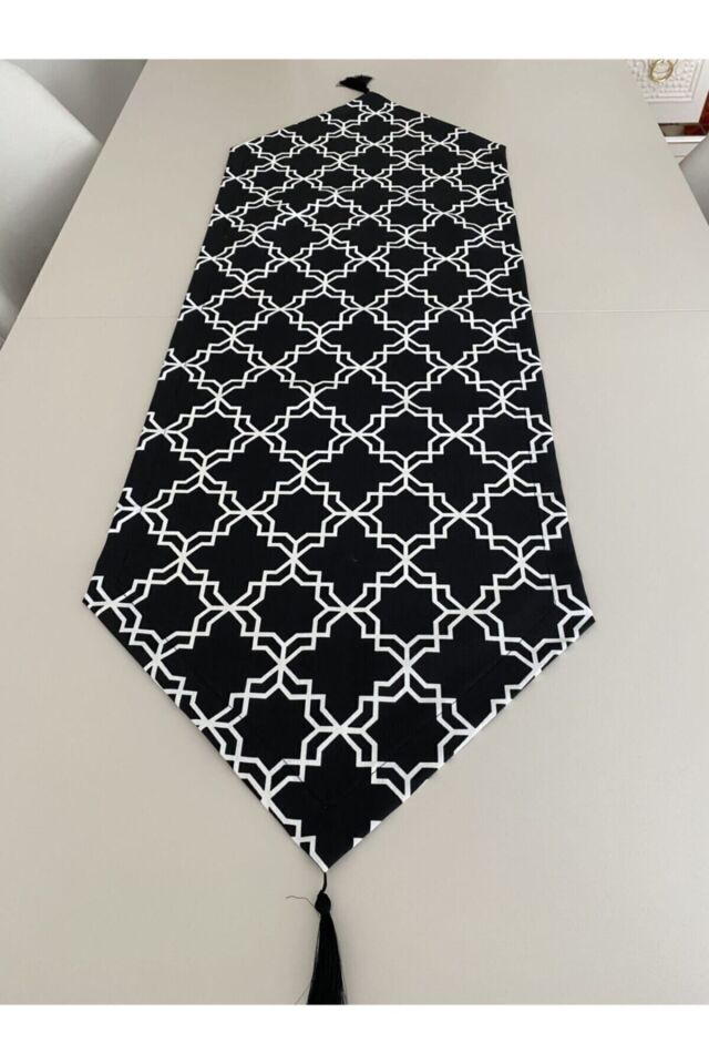 Moroccan Desenli Duck Keten Runner ve 6 Adet Beyaz Keten Supla Seti