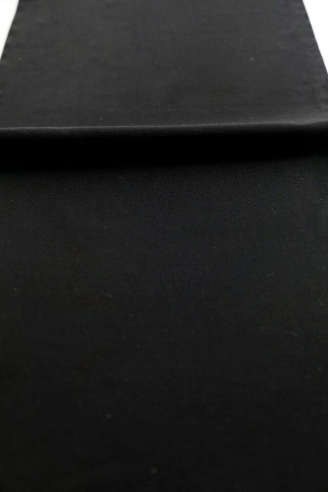 Siyah Üçgen Runner Dev Püskül Duck Keten Dertsiz Kumaş ( 140cm X 40cm )