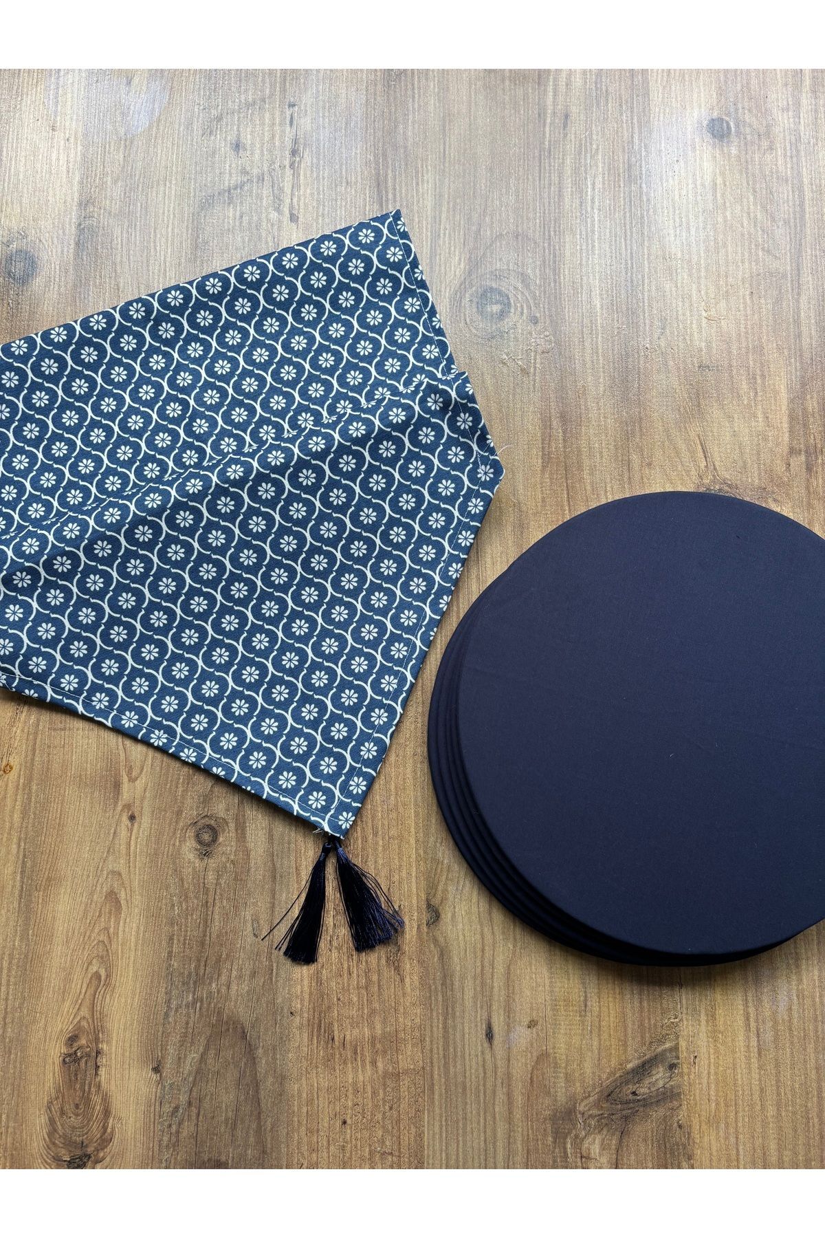 Modern Altıgen Desenli Duck Keten Runner ve 6'lı Pembe Supla Seti Lacivert Yonca - 40 x 140