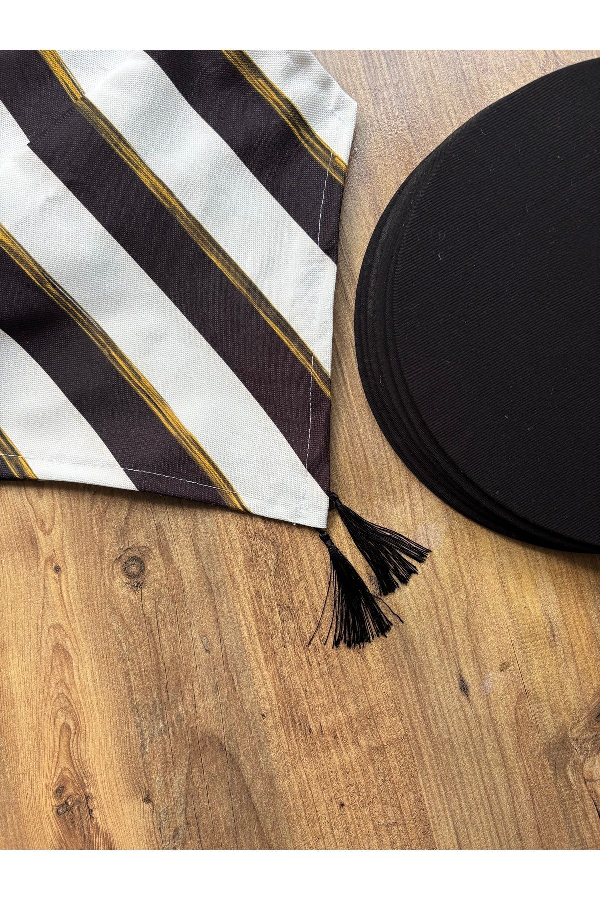 Modern Altıgen Desenli Duck Keten Runner ve 6'lı Pembe Supla Seti Yağlı Siyah - 40 x 140