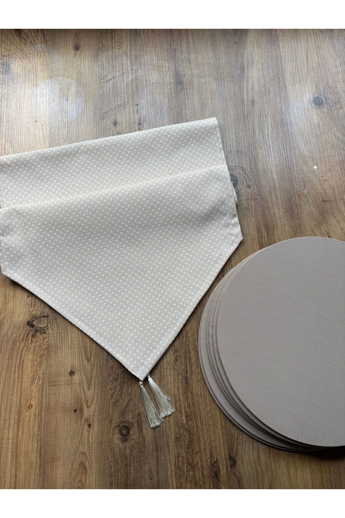 Modern Altıgen Desenli Duck Keten Runner ve 6'lı Pembe Supla Seti Bej Puantiye - 40 x 140