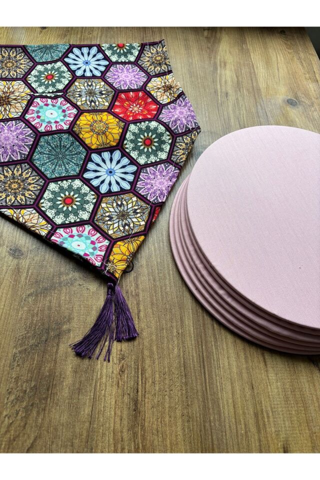 Modern Altıgen Desenli Duck Keten Runner ve 6'lı Pembe Supla Seti Altıgen Pembe - 40 x 140
