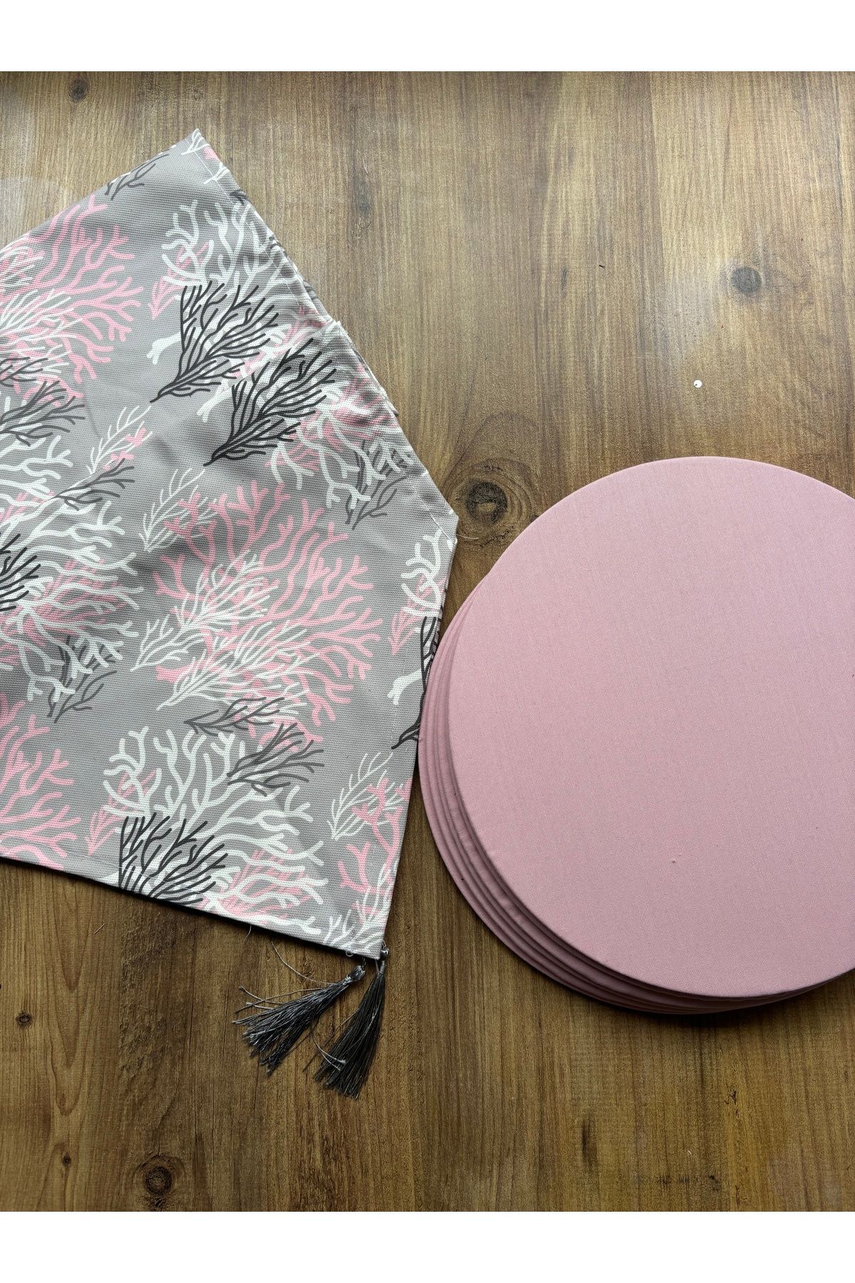 Modern Altıgen Desenli Duck Keten Runner ve 6'lı Pembe Supla Seti Mercan Pembe - 40 x 140