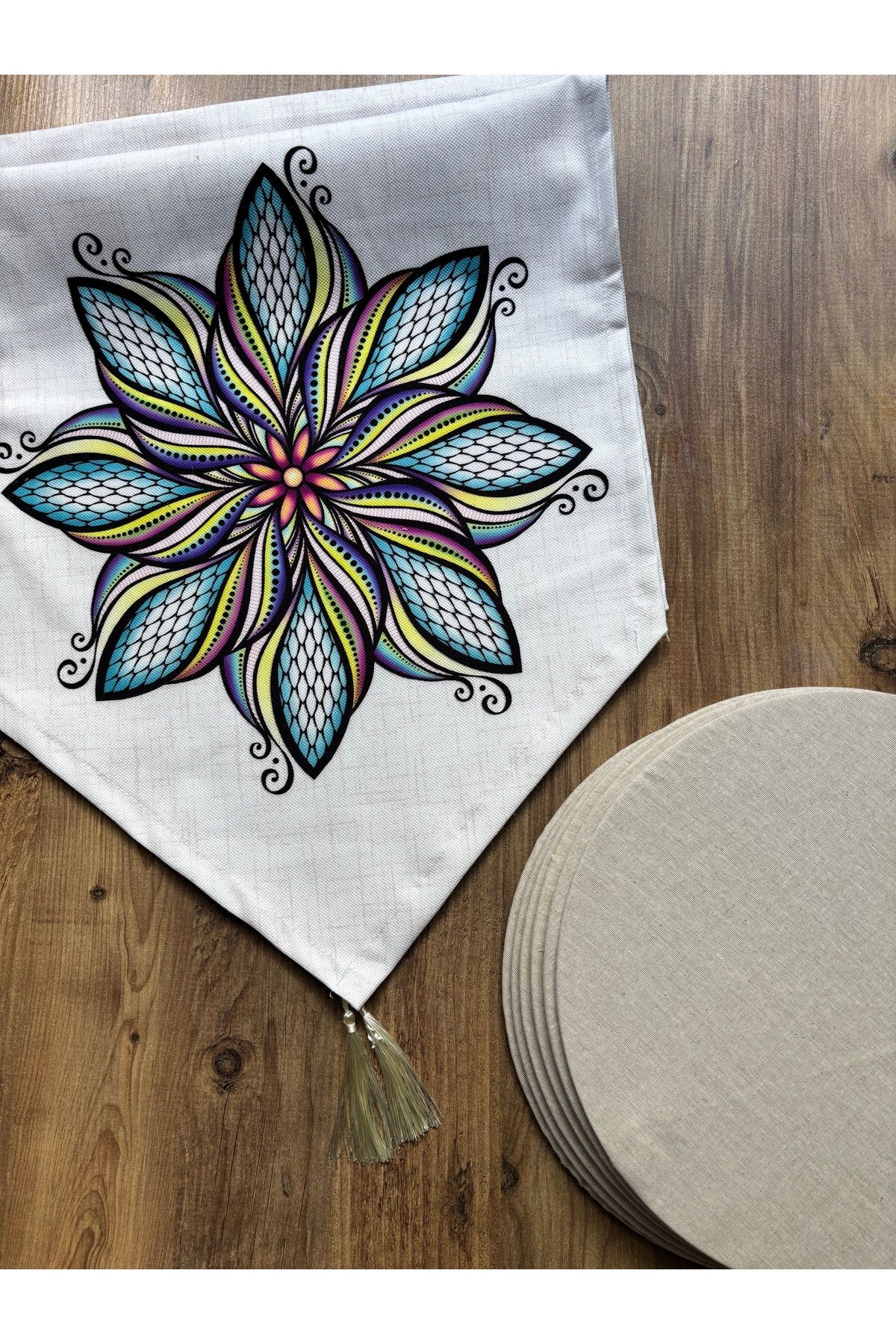 Bahar Çiçekleri Duck Keten Runner ve 6'lı Kırmızı Supla Seti mint çiçek krem - 140 x 40